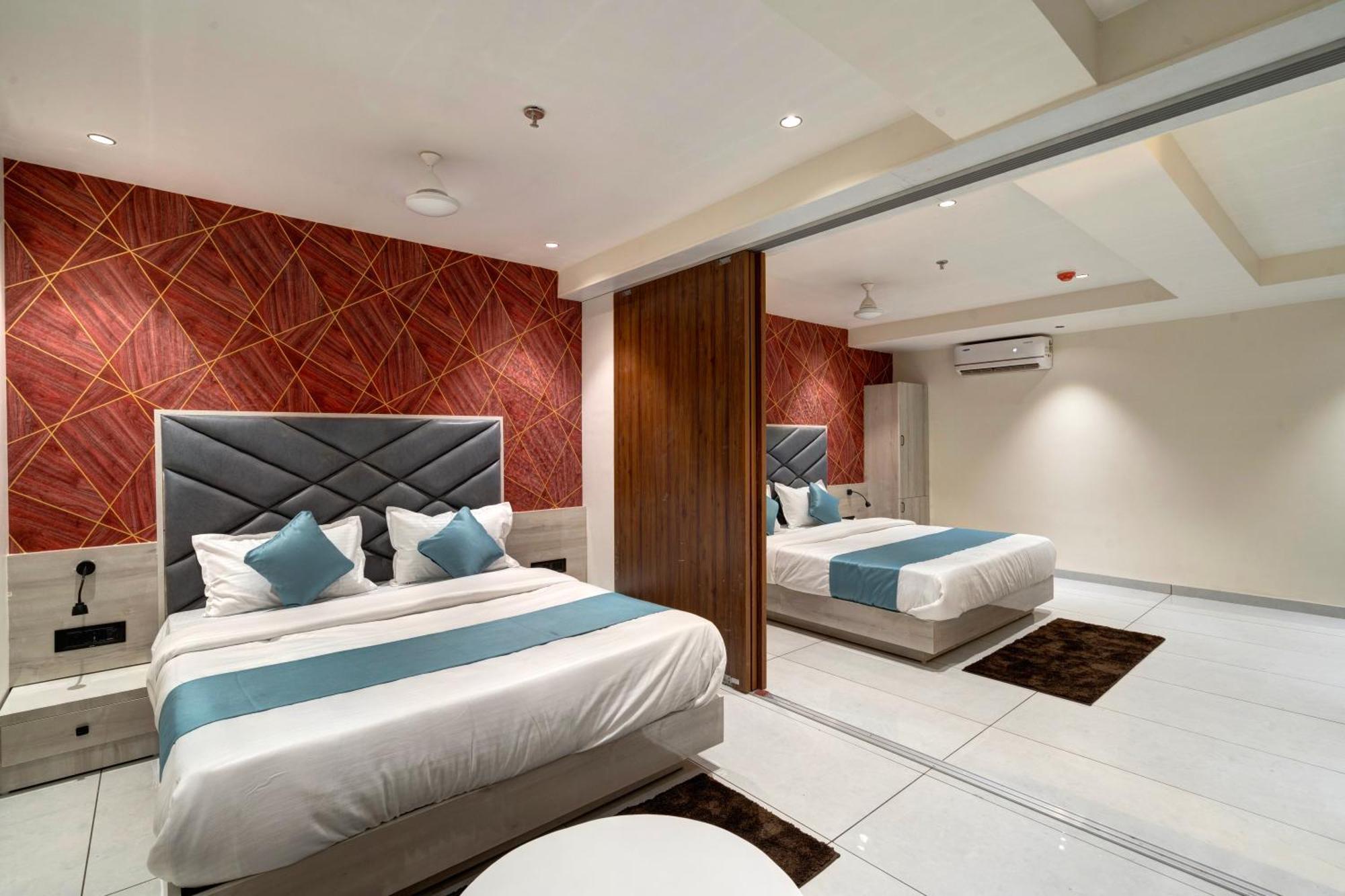 Hotel Shrimad Villa Gandhinagar Luaran gambar