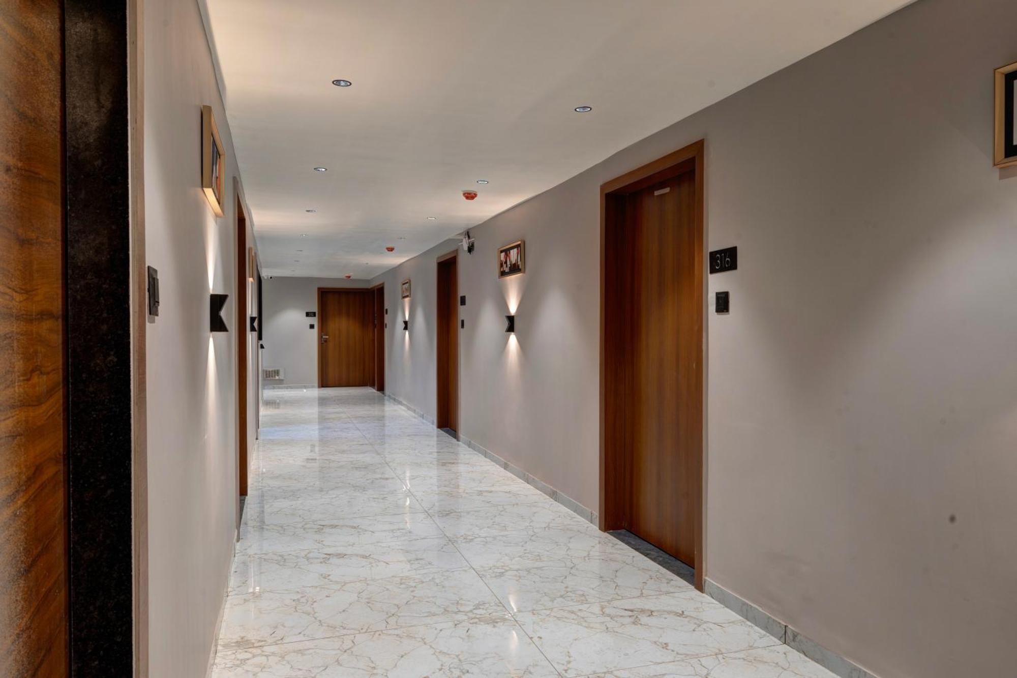 Hotel Shrimad Villa Gandhinagar Luaran gambar